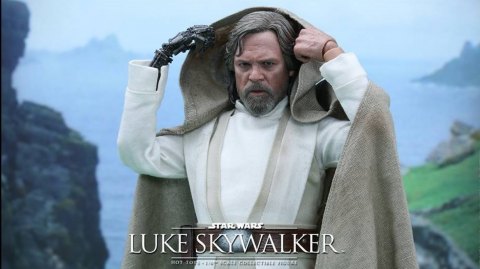 Hot Toys : La figurine de Luke Skywalker version Le Réveil de la Force