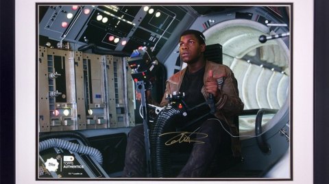 Des autographes et photos officiels Star Wars chez Topps !